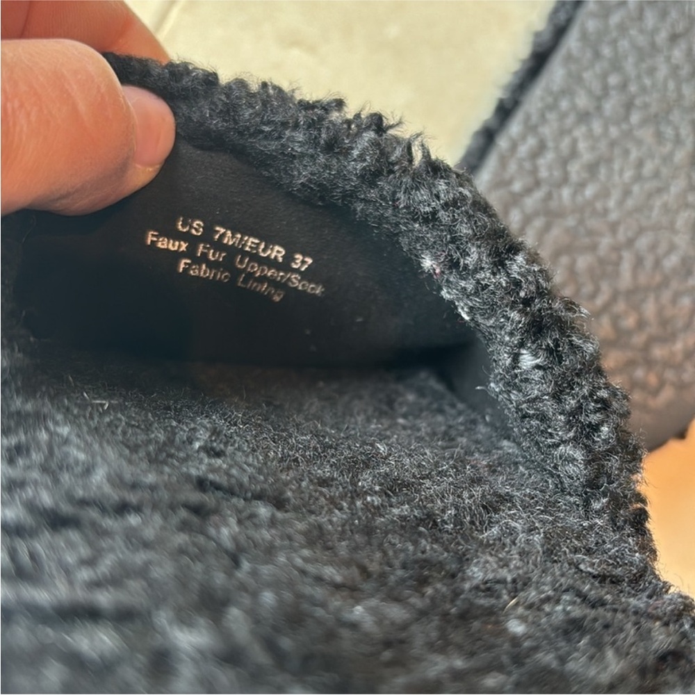 VInce Cozy Fuzzy Slide Slippers in Black - Picture 5 of 6